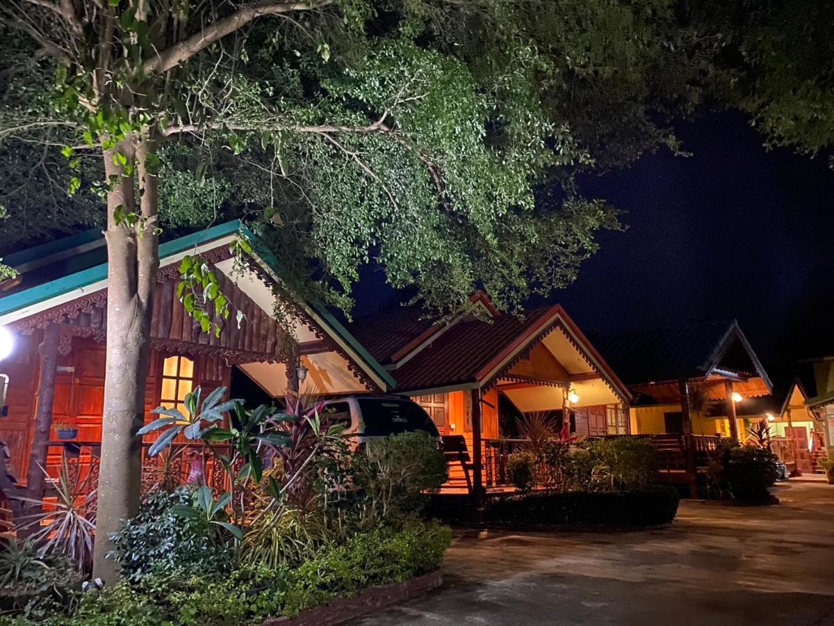 鲁安迈风情1号度假村 Ban Nong Nam Khan 外观 照片